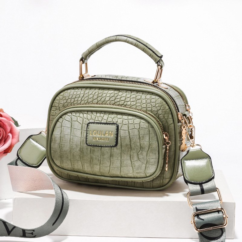 Elevate Your Style with our Trendy Handbag for Fashionable Women